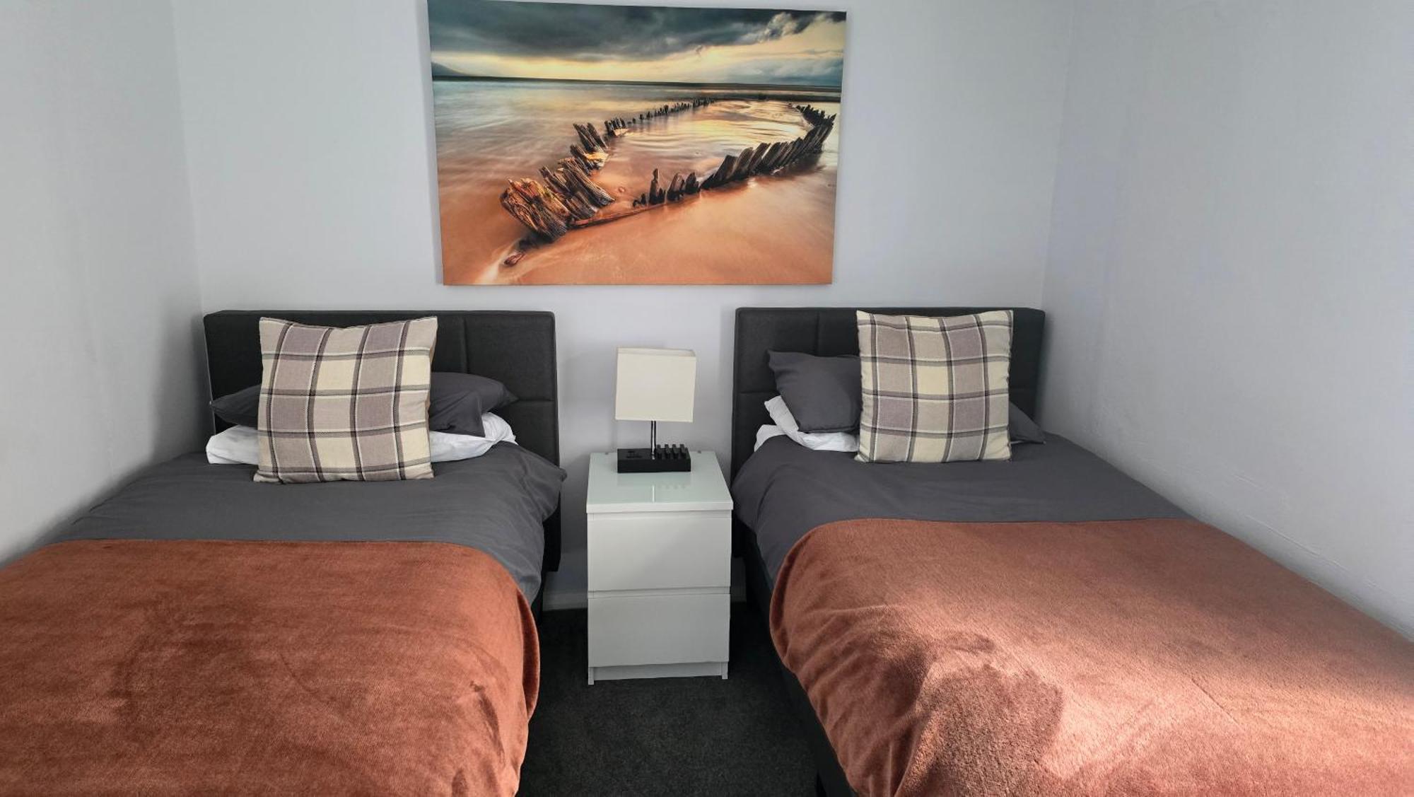 Farne Lodge Бийднъл Екстериор снимка