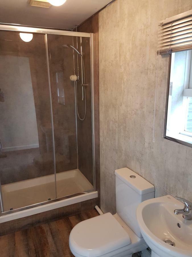 Farne Lodge Бийднъл Екстериор снимка