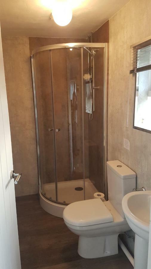 Farne Lodge Бийднъл Екстериор снимка